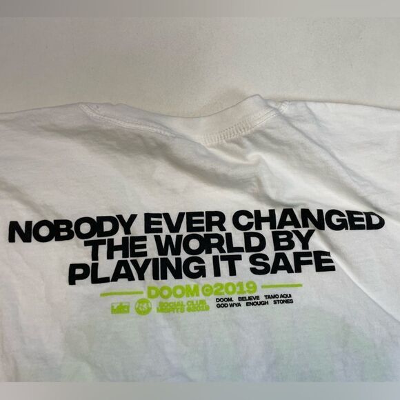 Social Club Misfits Doom Graphic T-shirts Men XXL White Short Sleeve Music - Picture 6 of 6